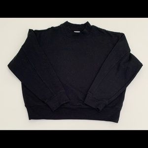 Black Sweatshirt